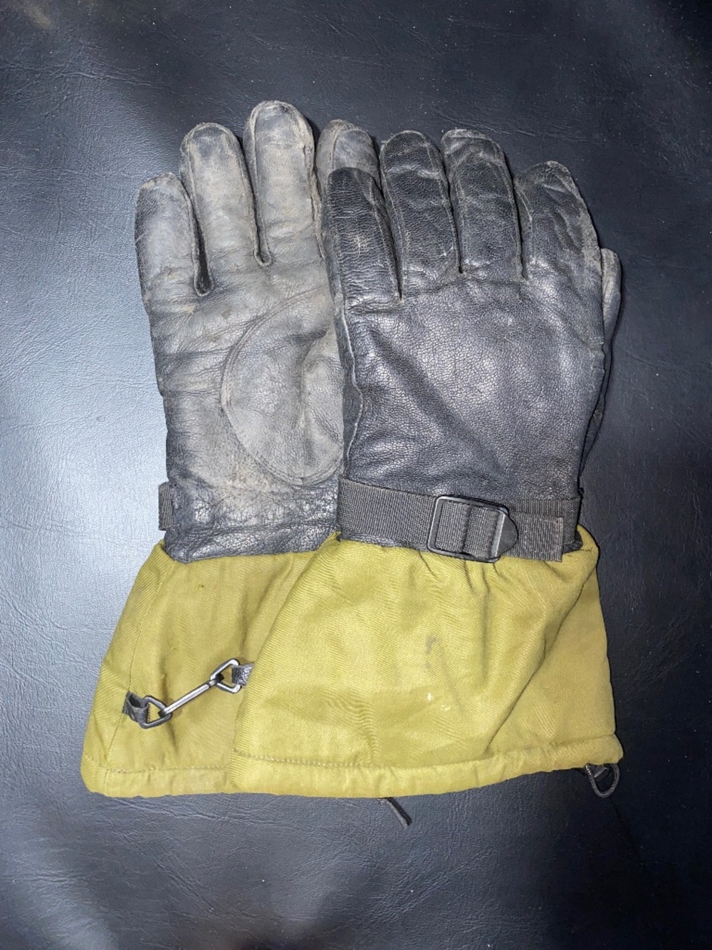 Canadian Forces Gloves Gore-Tex Insulated Arctic Leather Size Medium